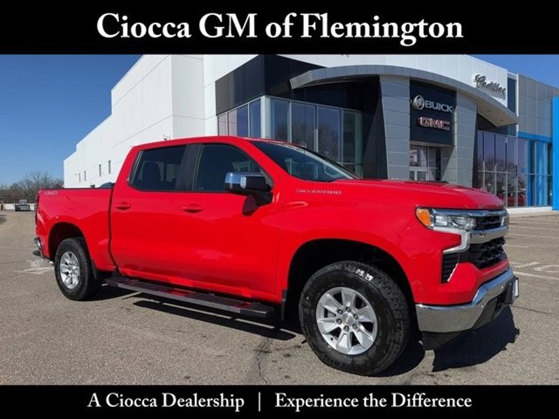 Certified 2024 Chevrolet Silverado 1500 LT image 1