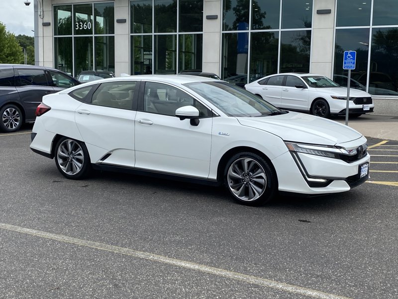 Certified 2018 Honda Clarity Touring image 1