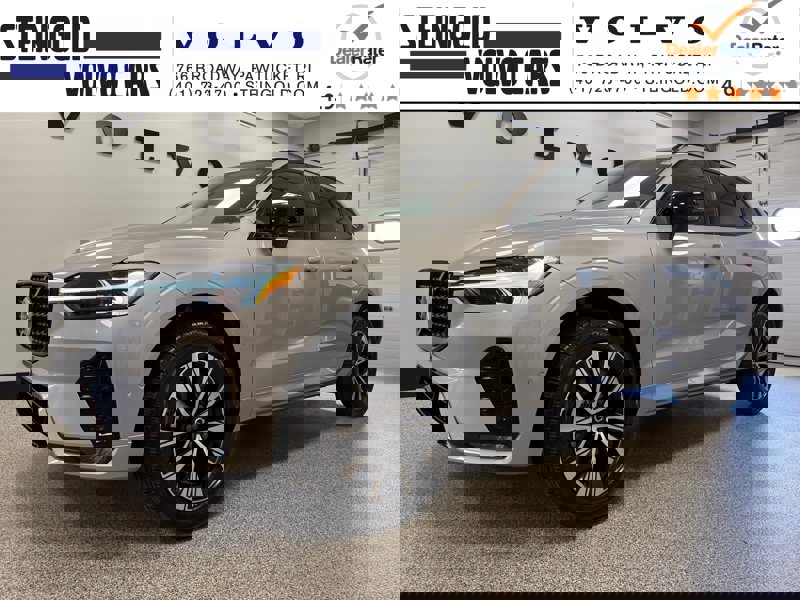 Certified 2025 Volvo XC60 B5 Plus image 1