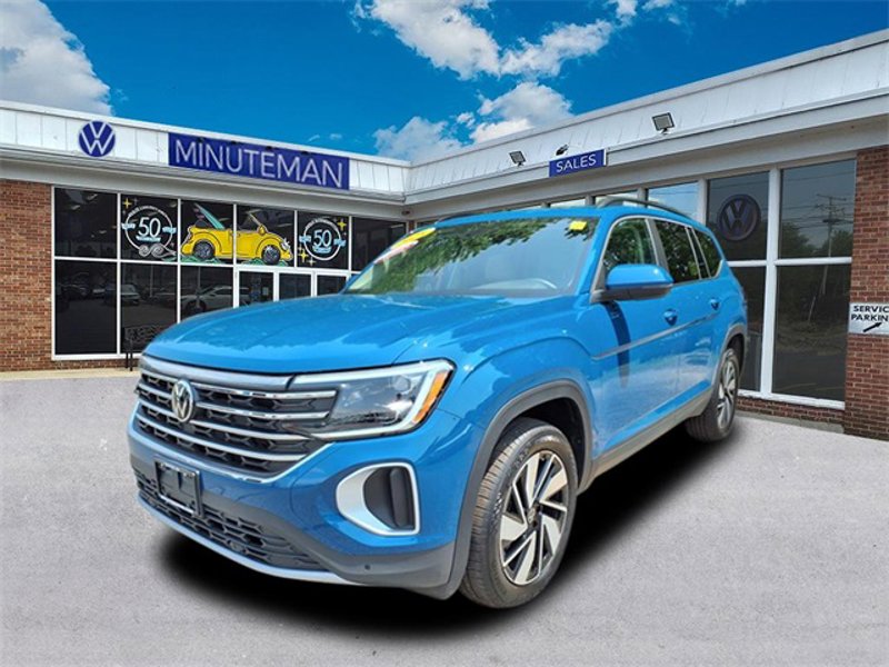 Certified 2025 Volkswagen Atlas SE image 1