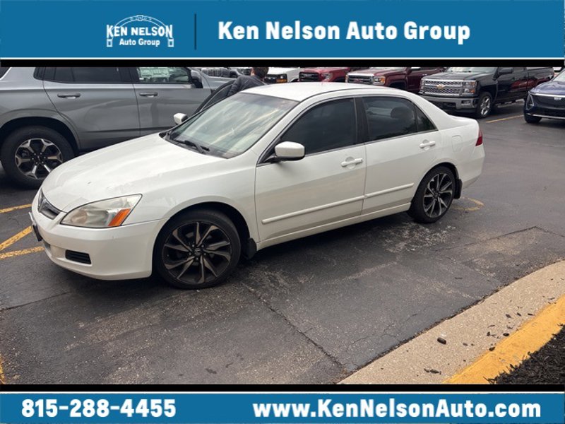 Used 2006 Honda Accord SE image 1