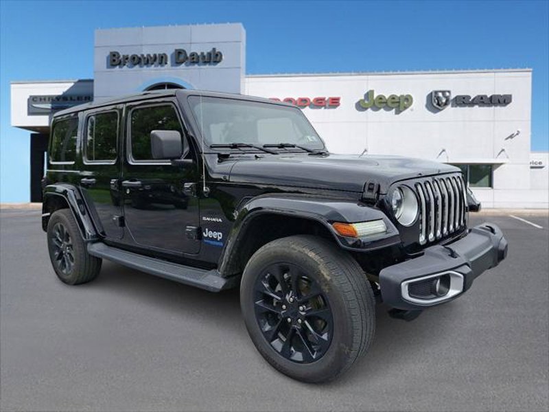 Certified 2021 Jeep Wrangler Unlimited Sahara w/ Cold Weather Group image 1