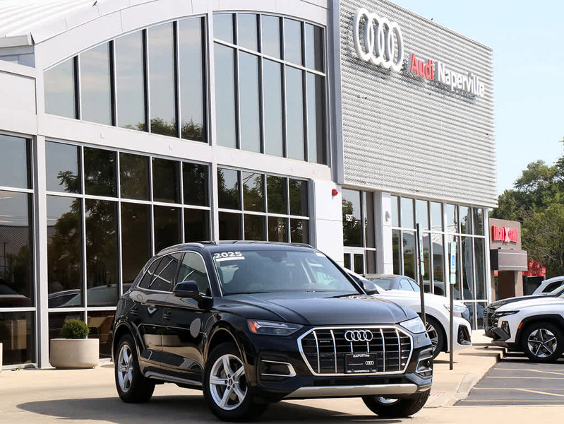 Certified 2025 Audi Q5 2.0T Premium image 1