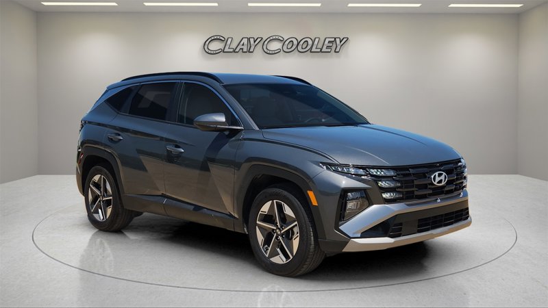 Certified 2025 Hyundai Tucson SEL image 1