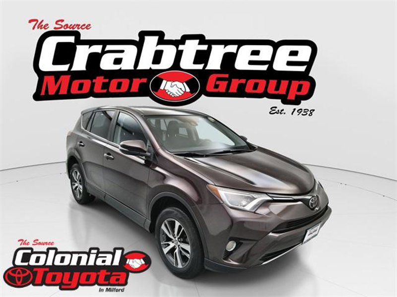 Used 2018 Toyota RAV4 XLE image 1