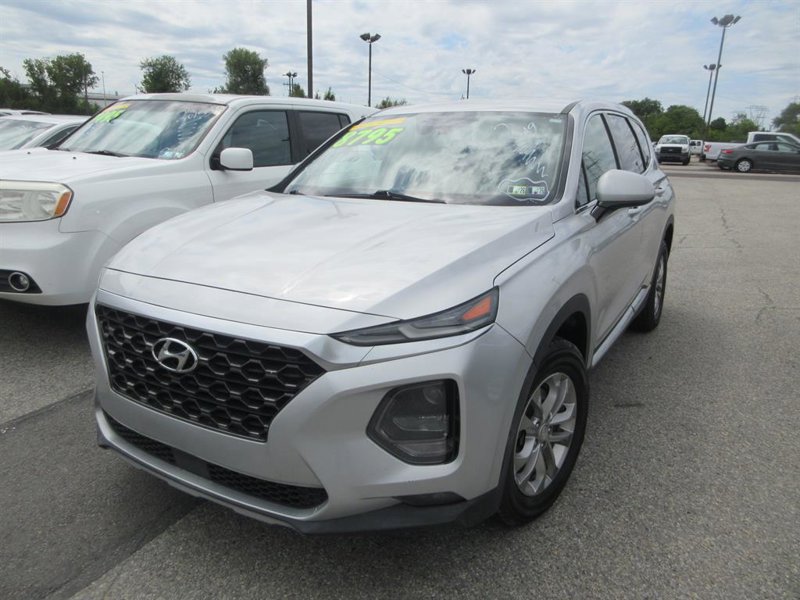 Used 2019 Hyundai Santa Fe SEL w/ Cargo Package image 1