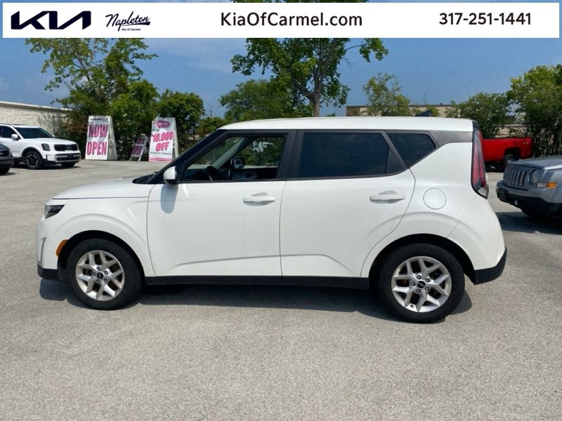 Used 2024 Kia Soul LX w/ Option Group 015 image 1