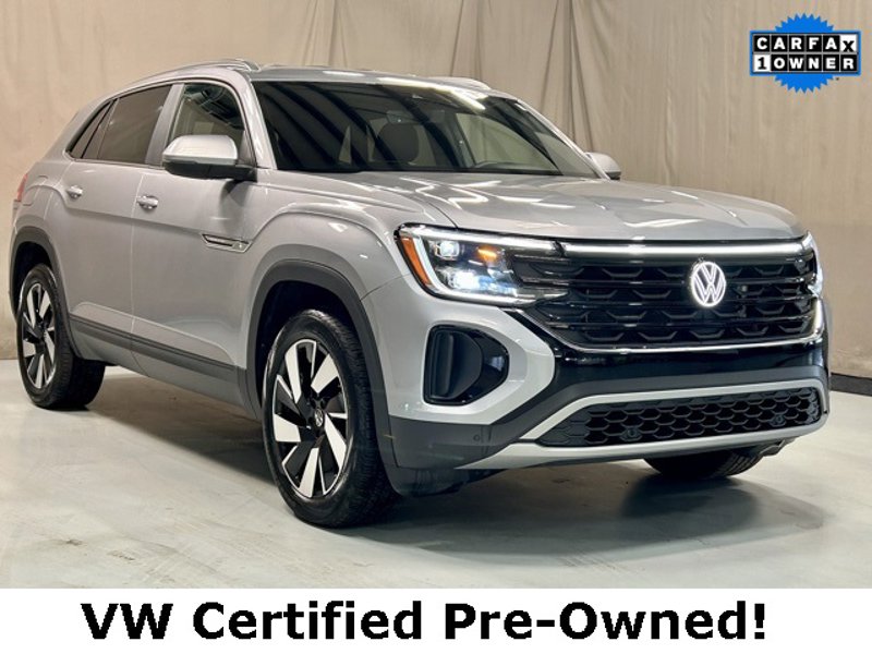Certified 2024 Volkswagen Atlas Cross Sport SE image 1