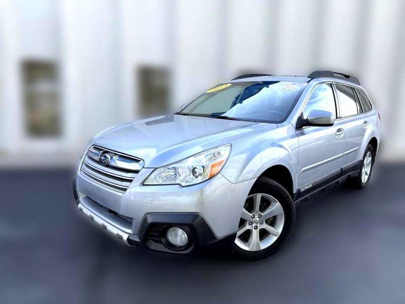 Used 2013 Subaru Outback 2.5i Limited image 1
