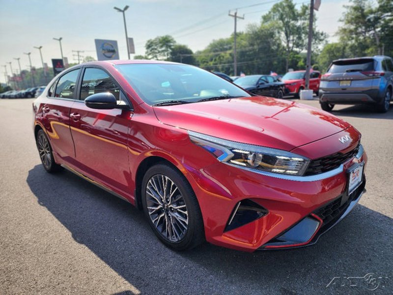 Certified 2024 Kia Forte GT-Line image 1