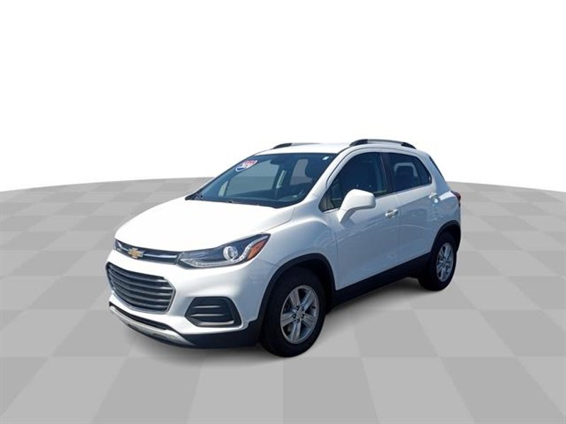Certified 2020 Chevrolet Trax LT w/ LT Convenience Package image 1