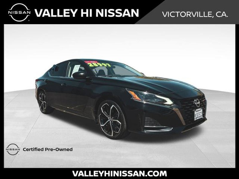 Certified 2023 Nissan Altima 2.5 SR image 1