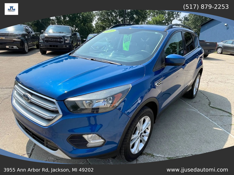 Used 2017 Ford Escape SE image 1