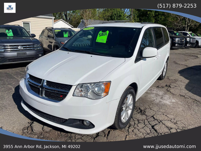 Used 2019 Dodge Grand Caravan SXT image 1
