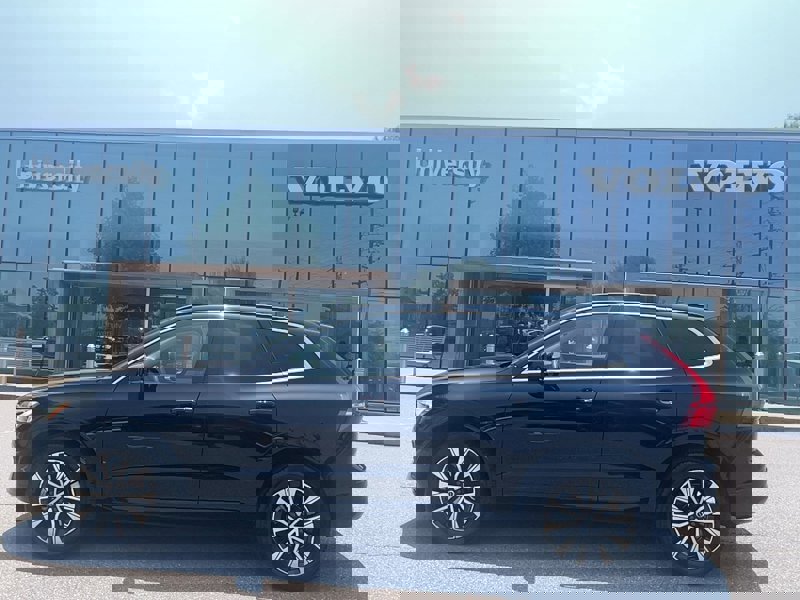 Certified 2023 Volvo XC60 B5 Core w/ Climate Package image 1