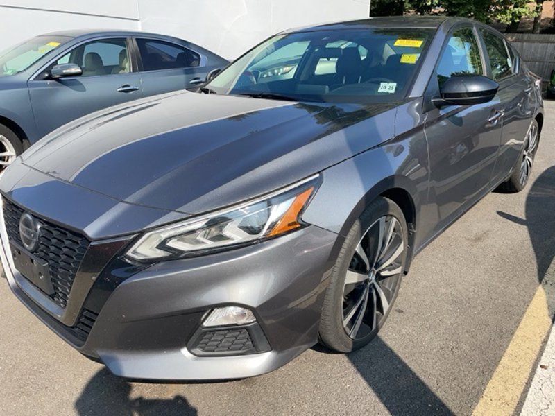 Certified 2020 Nissan Altima 2.5 SR image 1