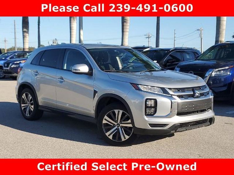 Used 2021 Mitsubishi Outlander Sport SE image 1