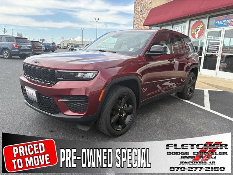 Certified 2023 Jeep Grand Cherokee Altitude image 1