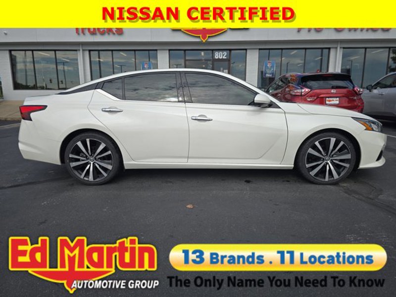 Certified 2019 Nissan Altima 2.5 Platinum image 1