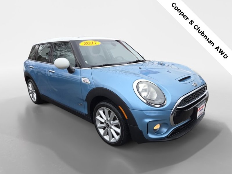 Used 2017 MINI Cooper Clubman S image 1