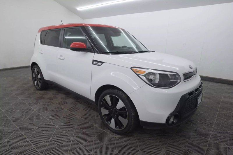 Used 2016 Kia Soul + w/ Designer's Package image 1