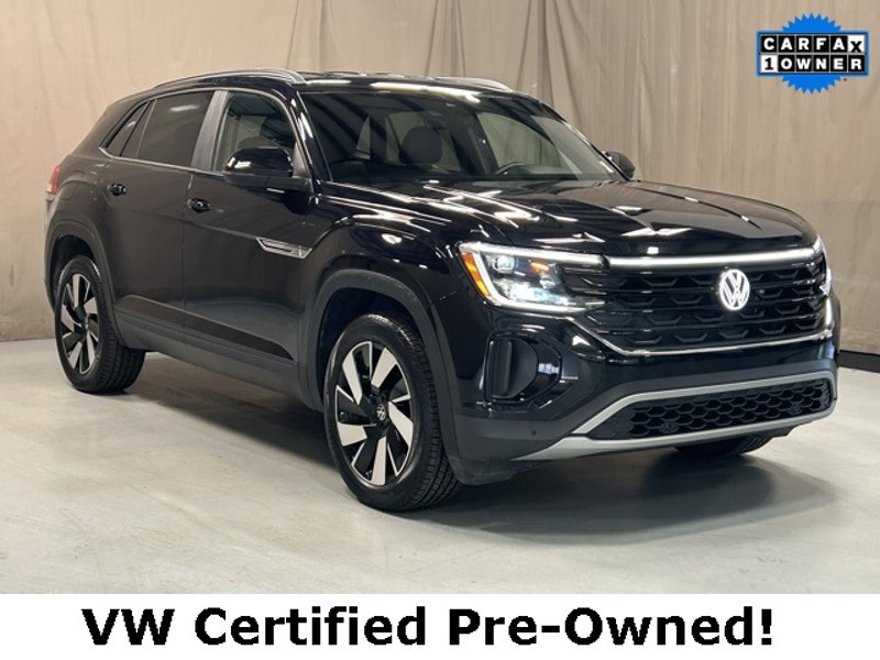 Certified 2024 Volkswagen Atlas Cross Sport SE image 1