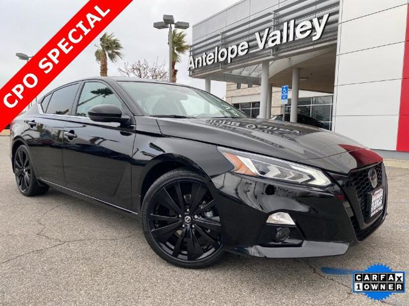 Certified 2022 Nissan Altima 2.5 SR w/ Midnight Edition Package image 1