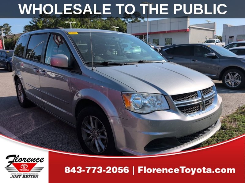 Used 2016 Dodge Grand Caravan SXT image 1
