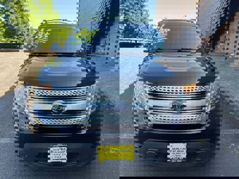 Used 2015 Ford Explorer XLT image 1