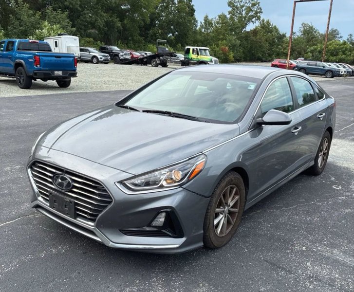 Used 2019 Hyundai Sonata SE image 1