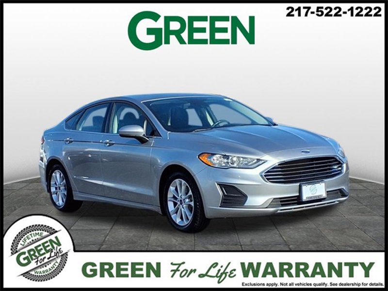 Used 2020 Ford Fusion SE image 1