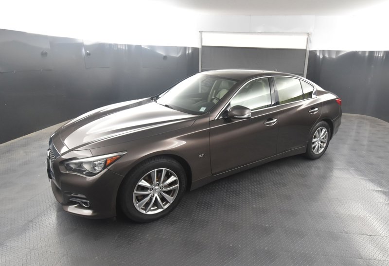 Used 2015 INFINITI Q50 Premium image 1