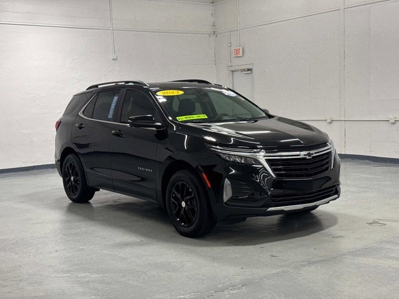 Certified 2023 Chevrolet Equinox LT image 1