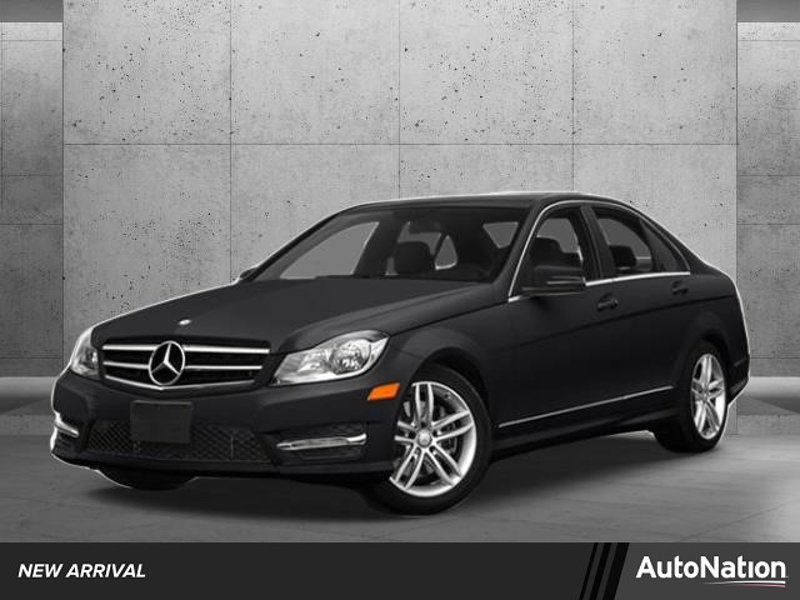 Used 2014 Mercedes-Benz C 300 4MATIC Sedan image 1
