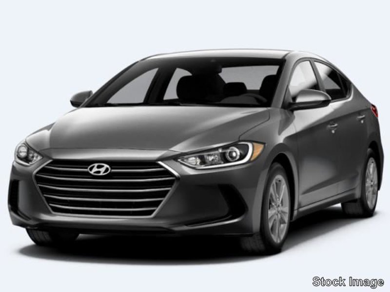 Used 2017 Hyundai Elantra SE image 1