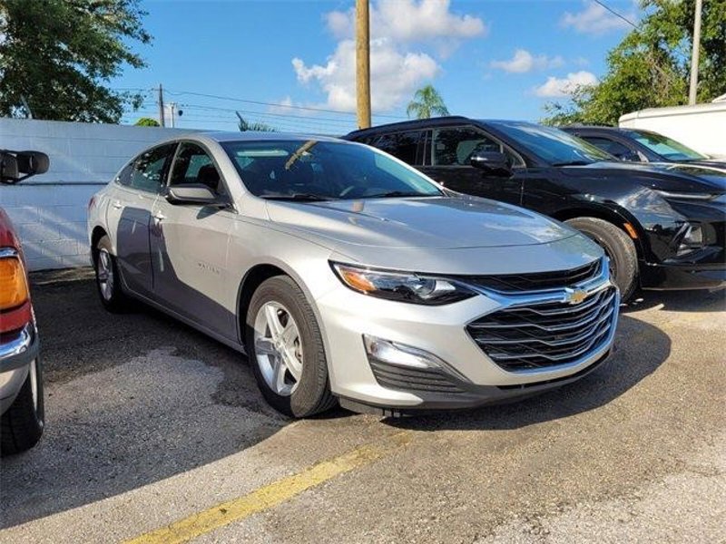 Certified 2020 Chevrolet Malibu LS image 1