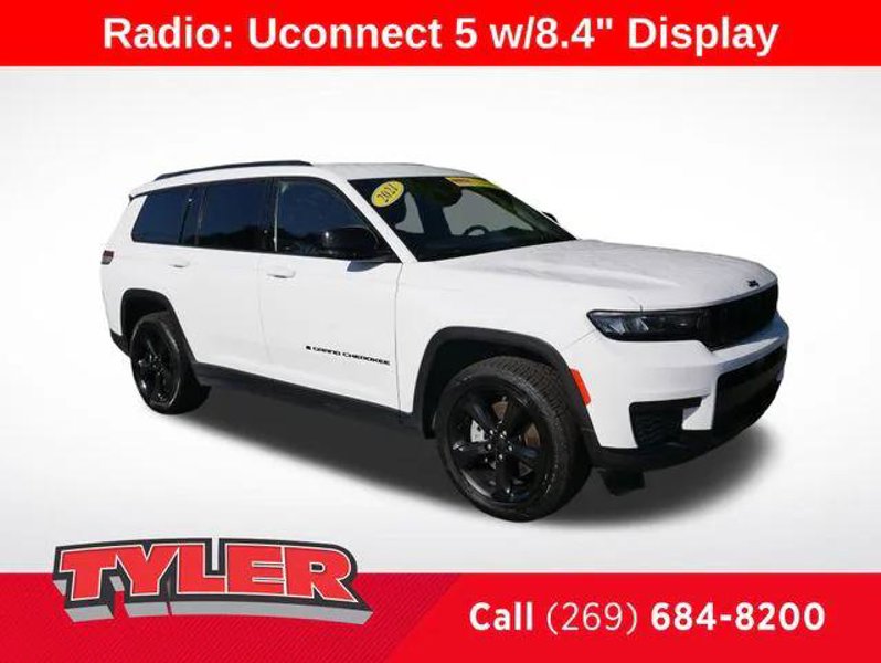 Certified 2021 Jeep Grand Cherokee L Laredo image 1