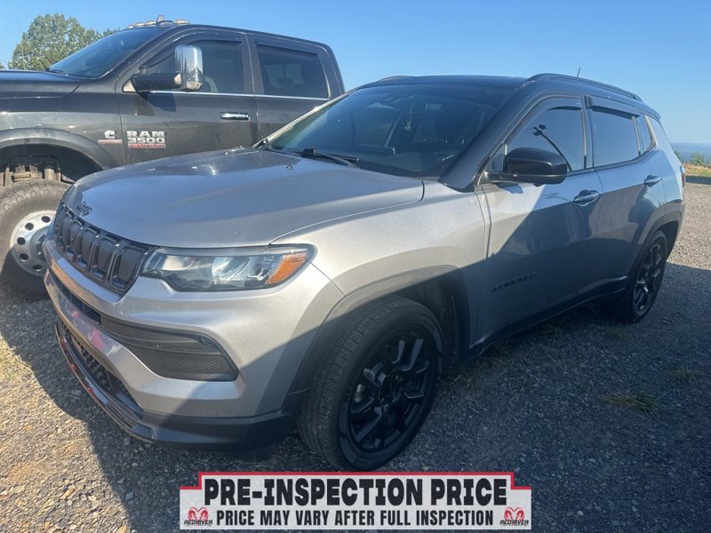 Used 2022 Jeep Compass Altitude w/ Sun and Sound Group image 1
