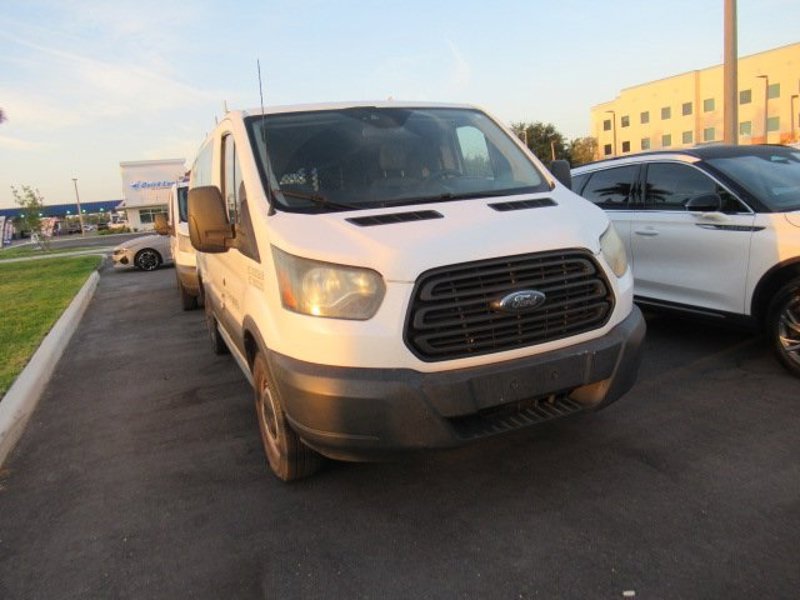 Used 2017 Ford Transit 250 130 Low Roof image 1