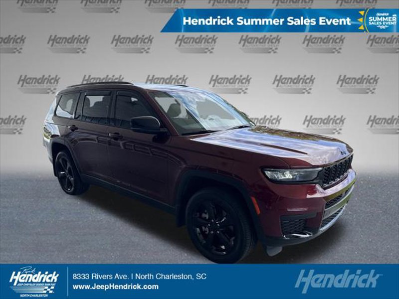 Certified 2023 Jeep Grand Cherokee L Laredo image 1