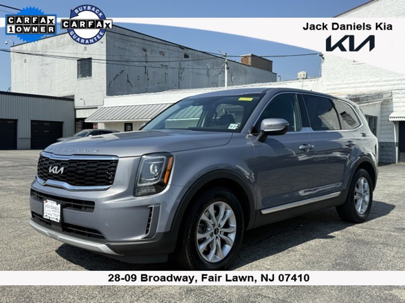 Certified 2022 Kia Telluride LX image 1