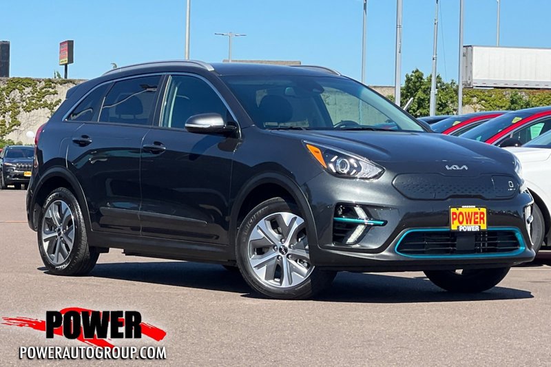 Certified 2022 Kia Niro EX w/ Cold Weather Package image 1