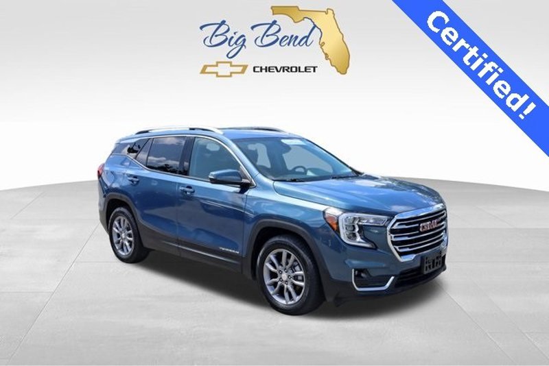 Certified 2024 GMC Terrain SLT image 1