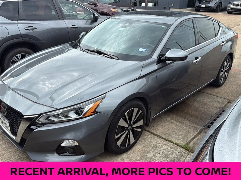 Used 2021 Nissan Altima 2.5 SL image 1