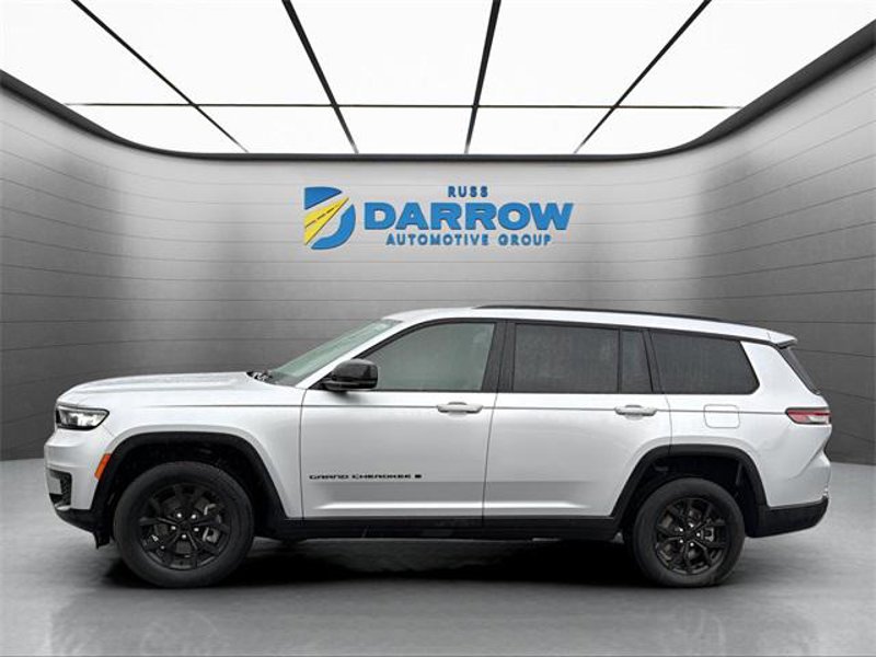 Certified 2024 Jeep Grand Cherokee L Laredo image 1