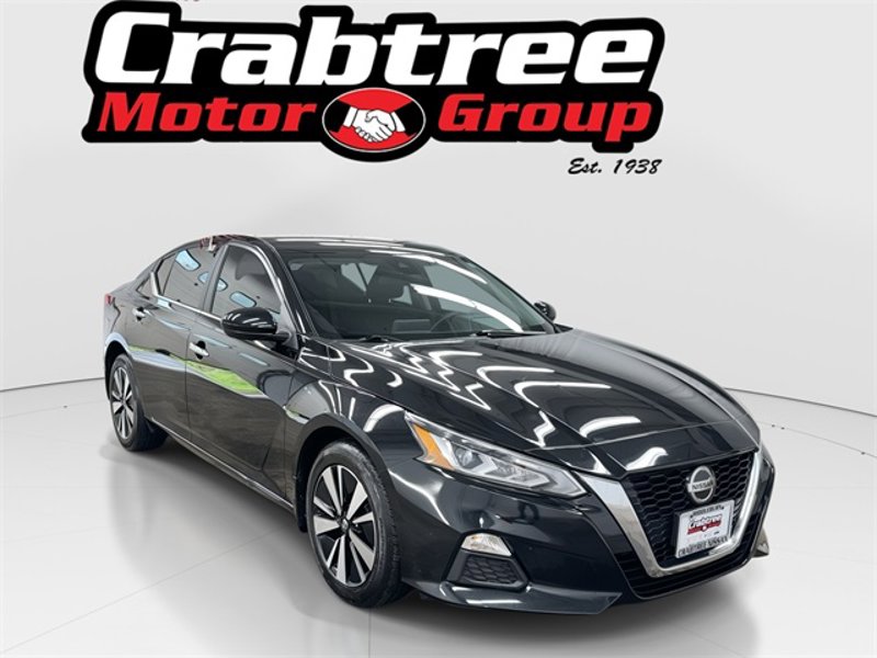 Certified 2021 Nissan Altima 2.5 SV image 1