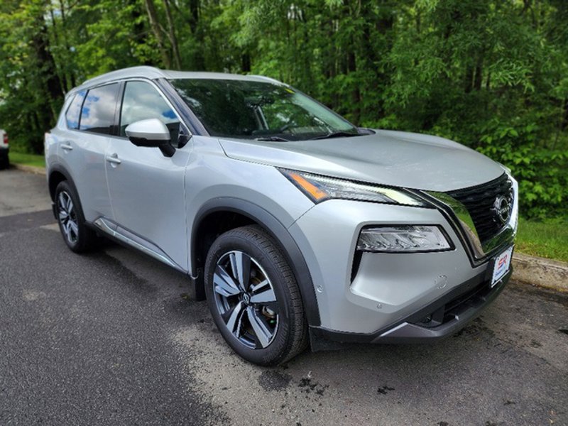 Certified 2022 Nissan Rogue SL w/ SL Premium Package image 1