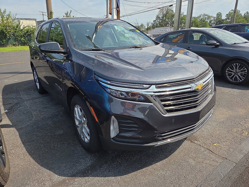 Used 2022 Chevrolet Equinox LT image 1
