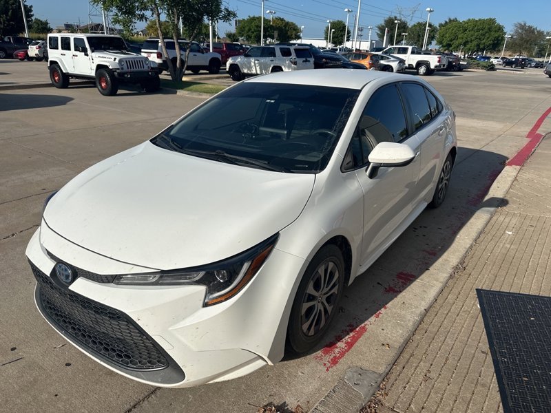 Used 2022 Toyota Corolla LE image 1