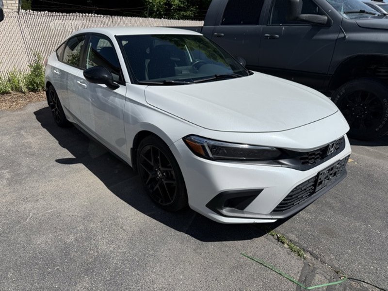 Used 2023 Honda Civic Sport image 1